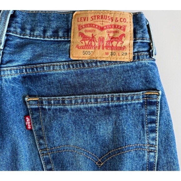 Levis 505 Jeans Straight Leg 100% cotton Red Tab Mens 30 X 29 Dark Stonewash - Picture 3 of 8